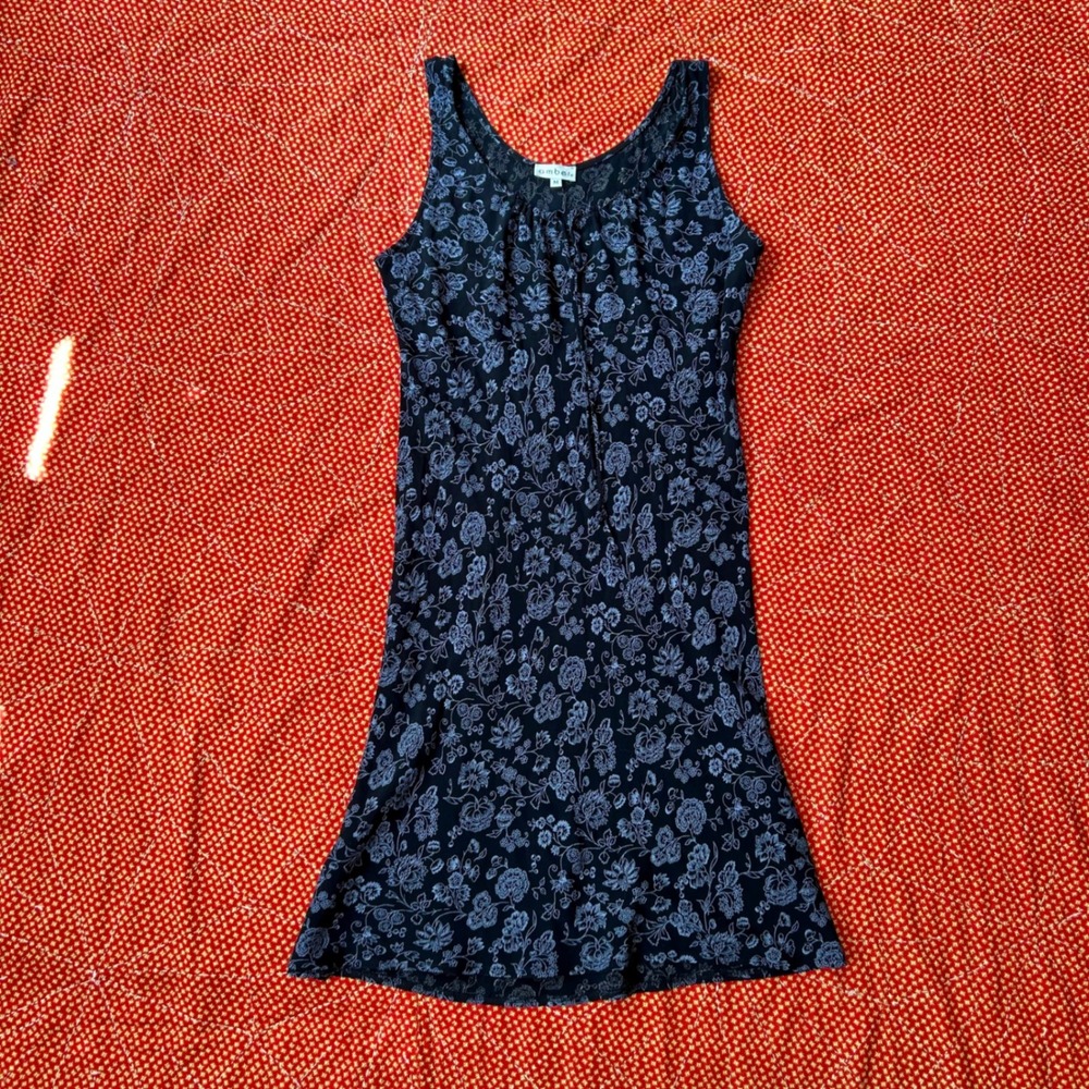 Amber Vintage 90s Floral Sleeveless Rayon Dress Black Blue Medium milkmaid